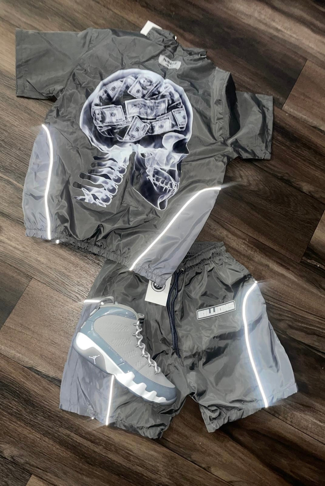 “Billion Dollar” Set